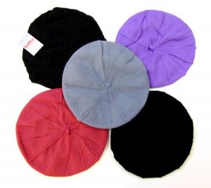 Берет женский весенний