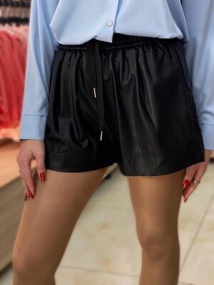 Шорты женские кожа клеш Мок37