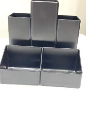 Подставка-органайзер BRAUBERG-CONTRACT, 5 отдел, черная