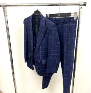 Костюм школьный в крупную клетку