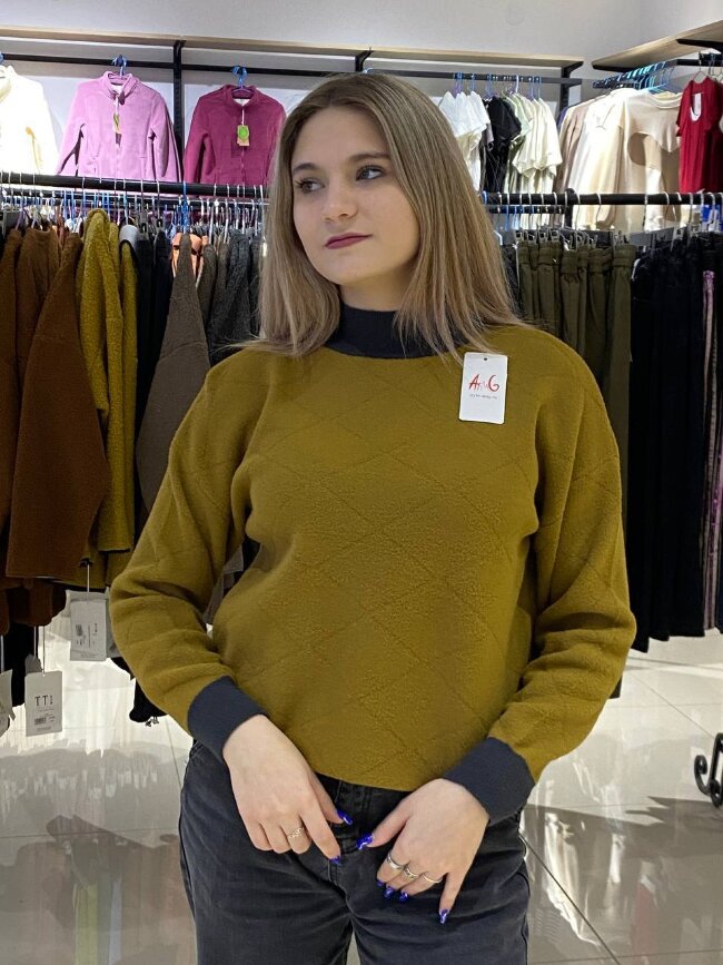 Свитер женский машин.вязка Мок31