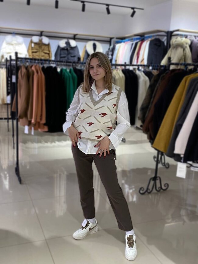 Жилетка вязанная Мок33